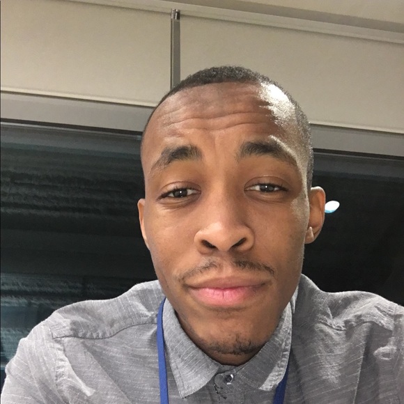 Meet your Posher, Edwin - Picture 2 of 2